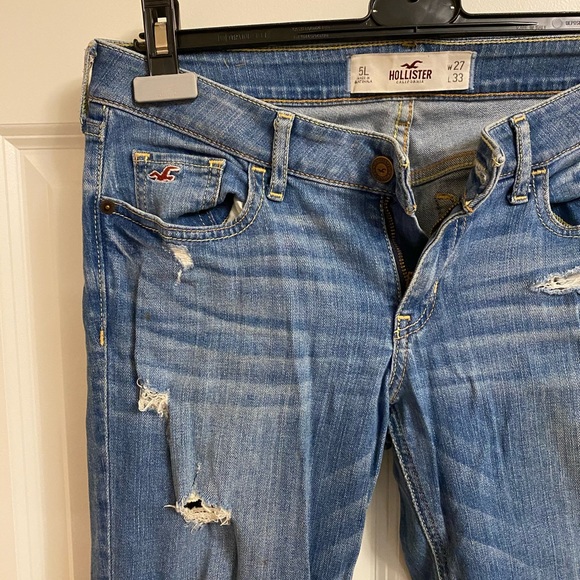 Medium wash skinny jean - Picture 2 of 5